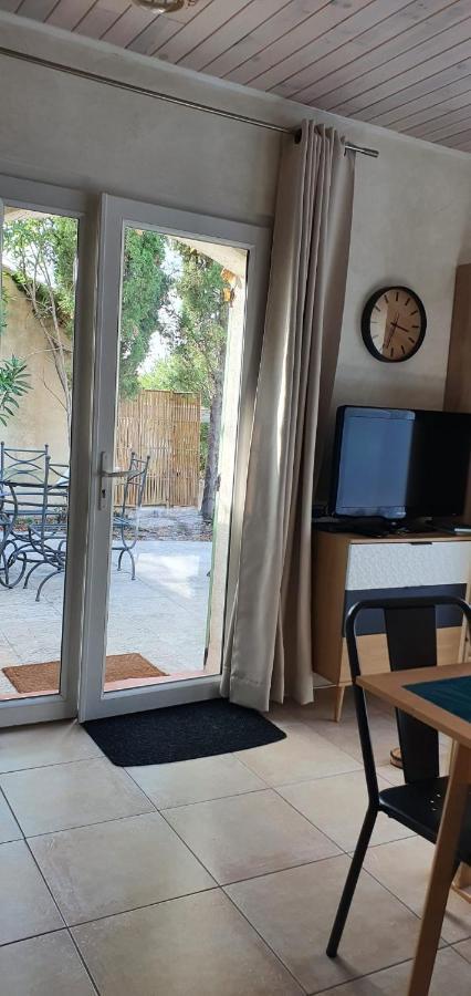 Studio Cosy Avec Grande Terrasse Au Calme Villa Сен Сир сюр Мер Екстериор снимка